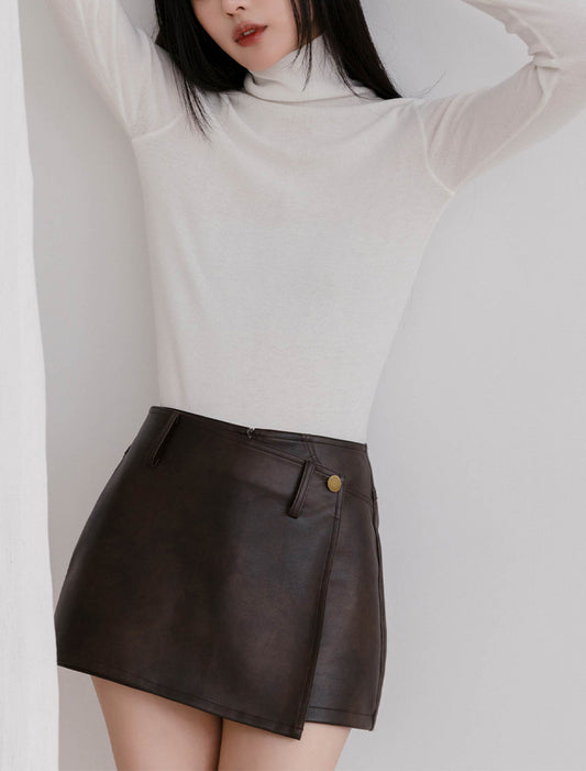 Cozy Wool-Blend Turtleneck Knit Top